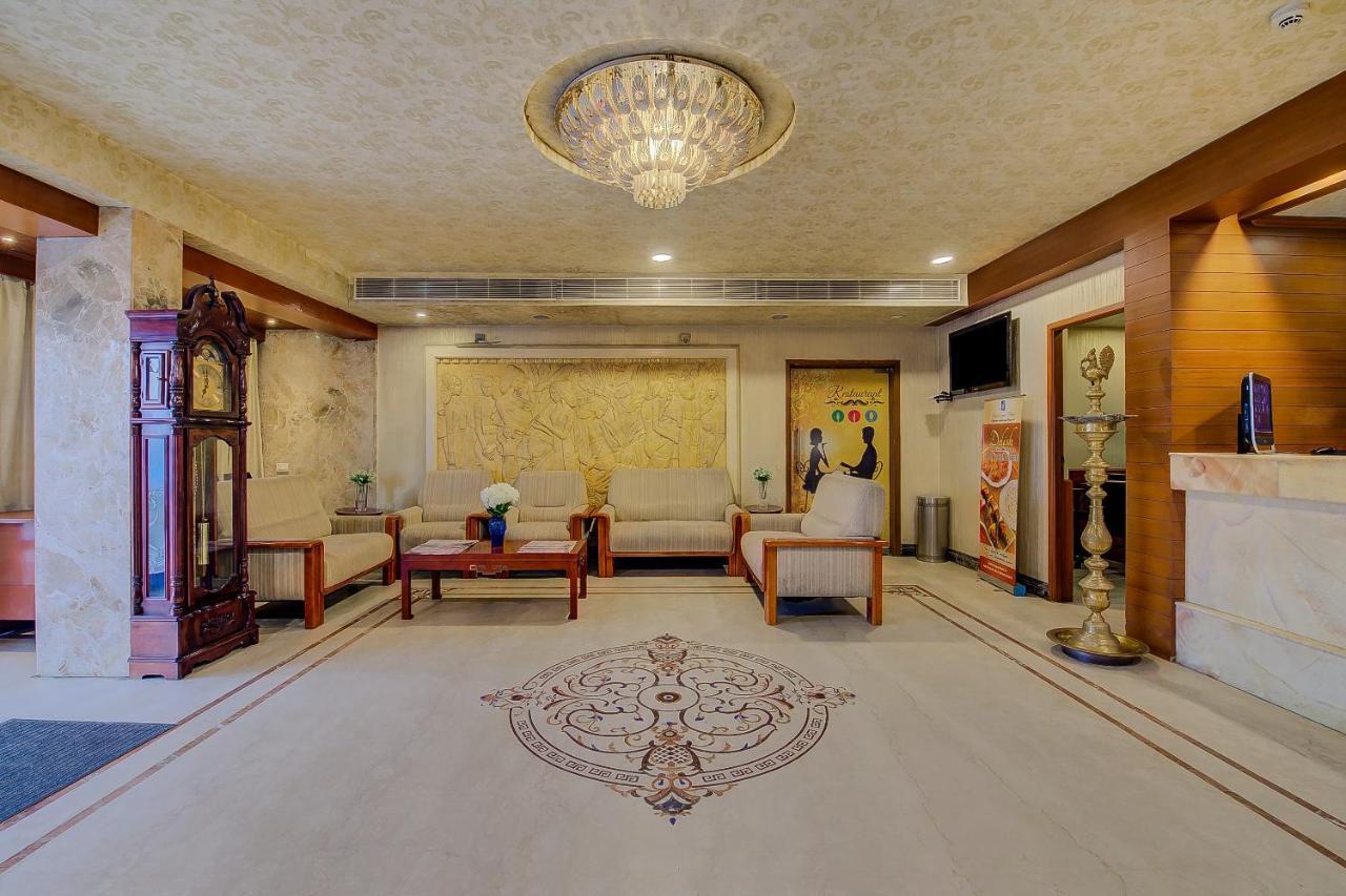 Metro Grand Hotel Ченнаи Экстерьер фото